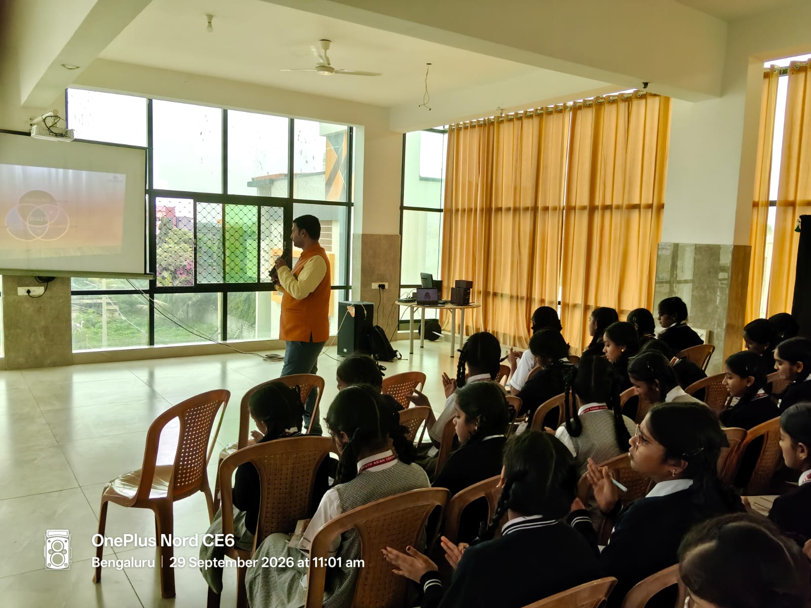 South Asian Central Academy school gallery photo 20